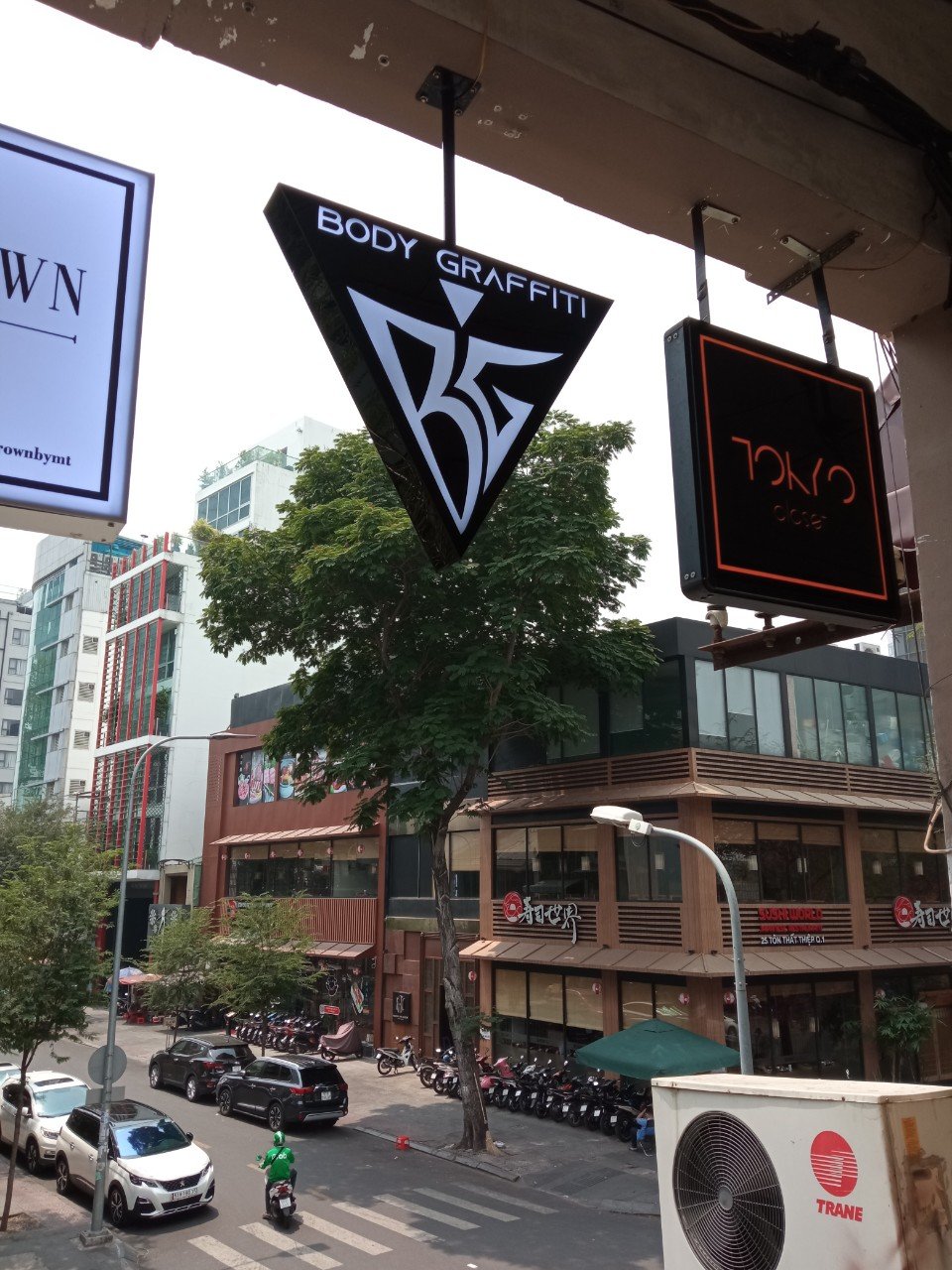 Cấu tạo thông minh của hộp đèn